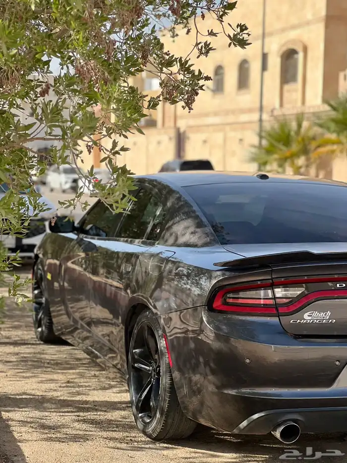 تشارجر 2016 مالك اول نظيفه جدا RT 3