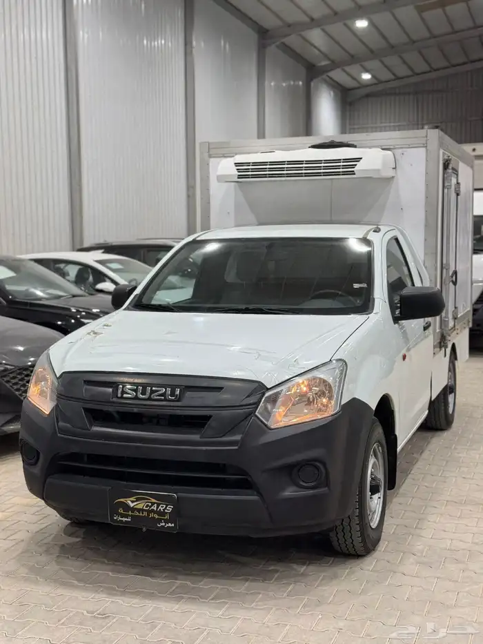 ايسوزو ثلاجة 2023 ديماكس - عداد 43 الف كيلو فقط 1