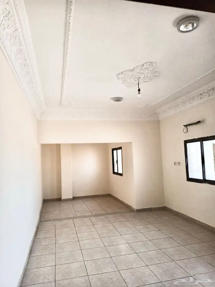 للإيجار سكن موظفين بالعزيزية جوار بن داود وغرناطة 3غرف 35ألف 14