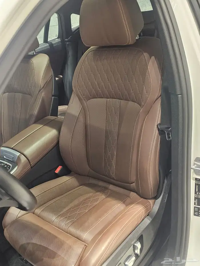 BMWx6 2022. v8 4