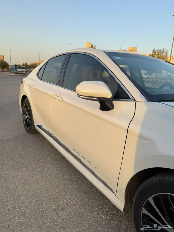 كامري 2020 نص فل فتحة سقف GLE 12