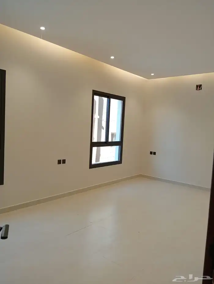 شقق ممتازه للسكن او الاستثمار في حي الحزم 4