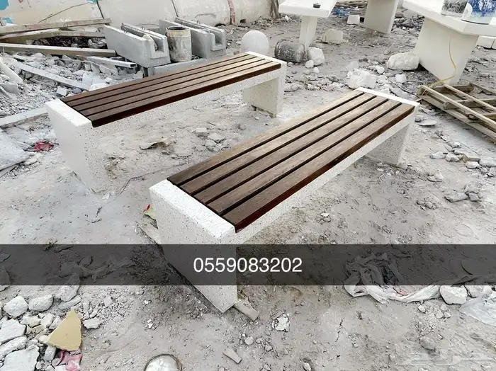 تسويرة اراضي كراسي خرسانية طاولات حاويات نفايات أحواض زهور 23