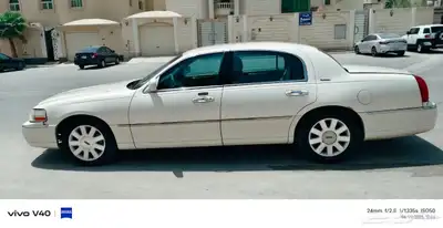 لينكولن تاون كار 2007 للبيع index