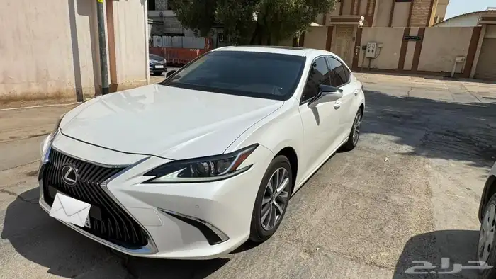 لكزس 2021 هايبرد 300ES 2