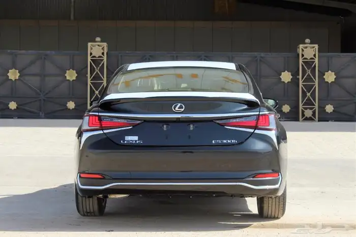 لكزس - ES300 Ah هايبرد - 2025 - خليجي 3