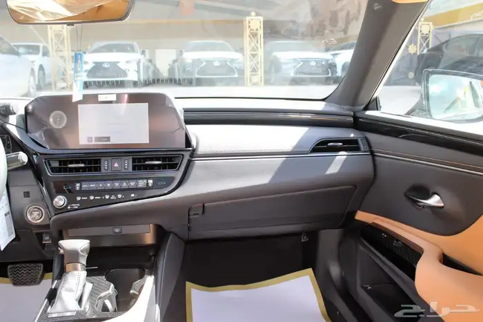 لكزس - ES300 Ah هايبرد - 2025 - خليجي 21