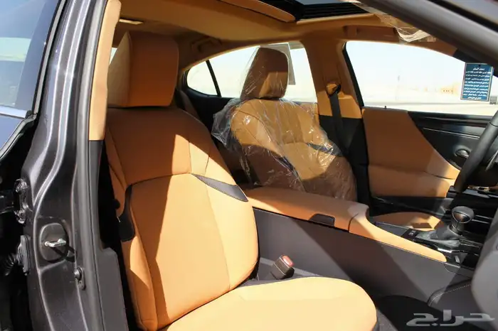 لكزس - ES300 Ah هايبرد - 2025 - خليجي 19