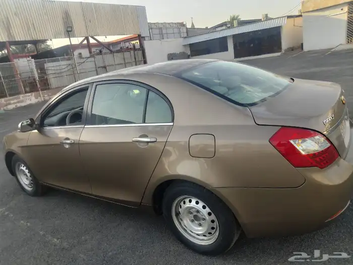 جيلي ايمقراند 7 10