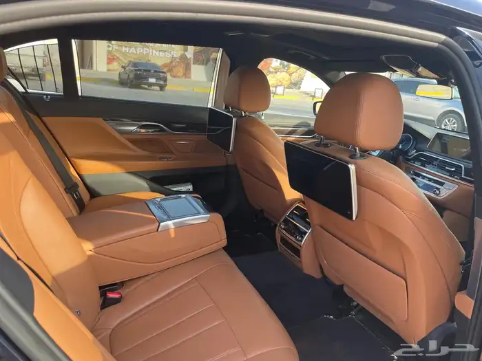BMW 730Li موديل 2016 (مالك أول) 7