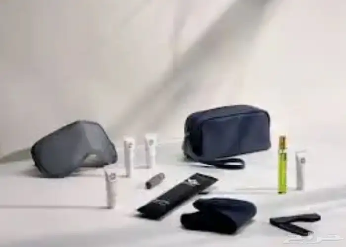 شنطة الخطوط السعودية الجديدة بتعاون مع ماركة إيلي صعب 0