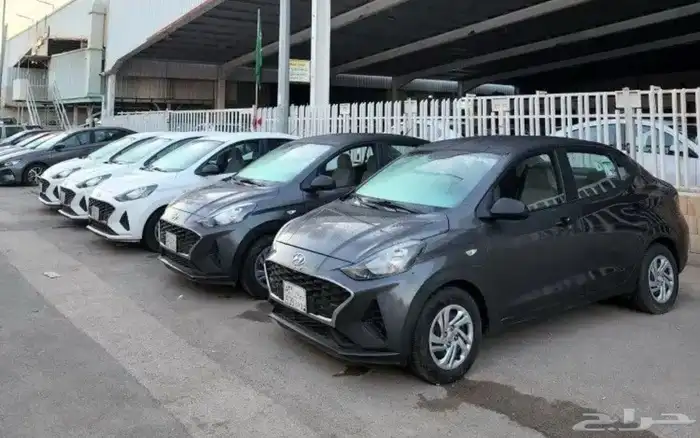 للبيع مجموعه 8 سيارات i10 الموديل.2023 السعر.31 1
