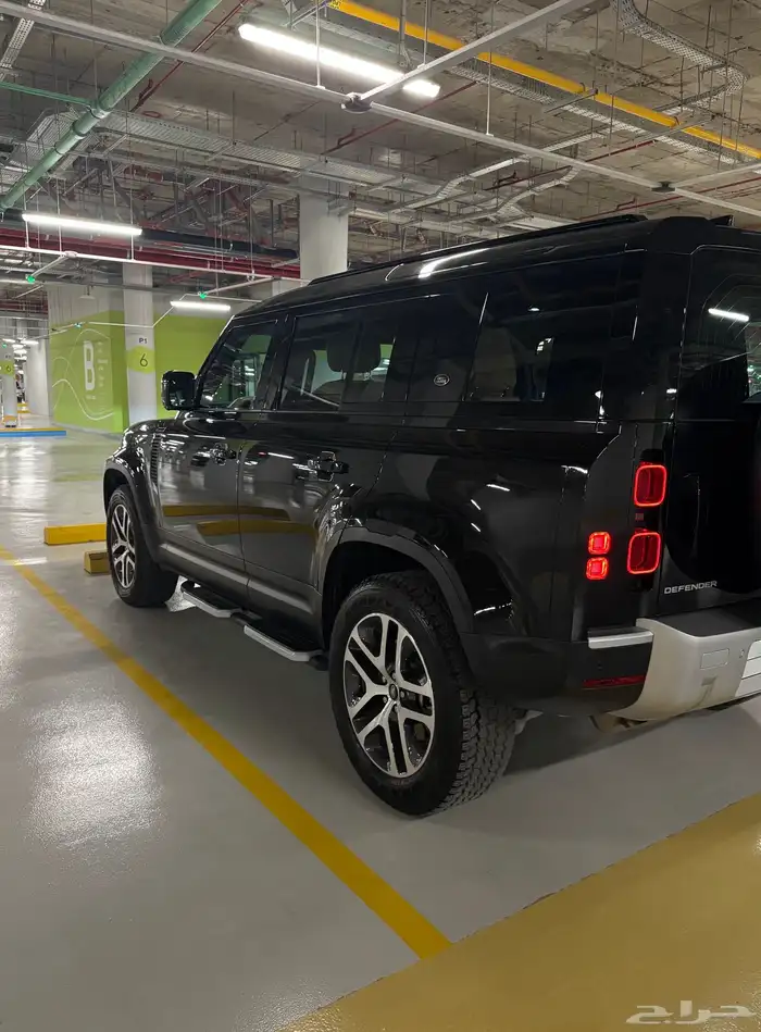 للبيع لاندروفر ديفندر HSE 110 2024 3