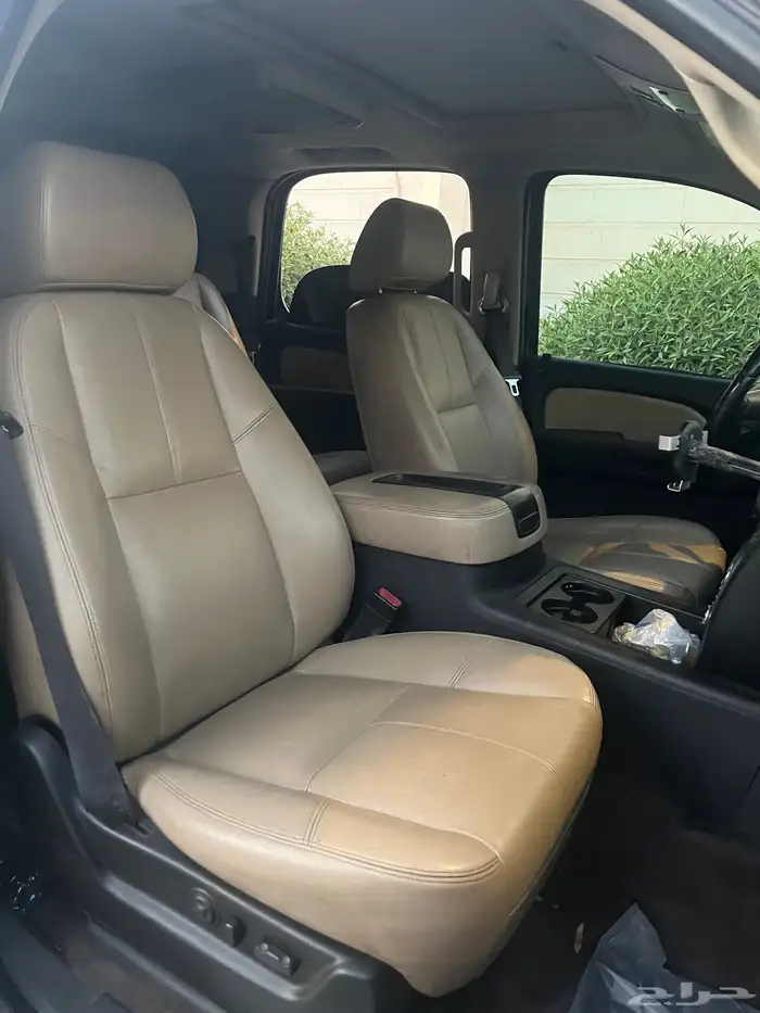 يوكن 2008 SLT ( فل كامل ) قصير 12