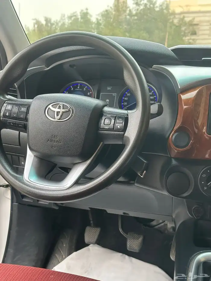 هايلوكس 2016 نظيف 10