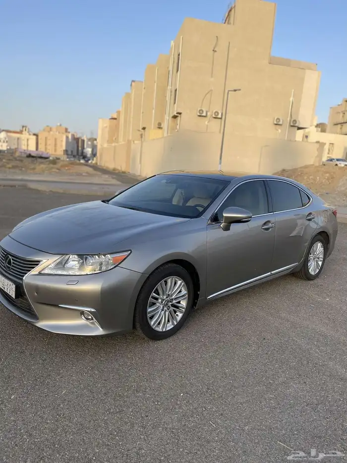 لكزس es350 2015 مخزنه 4