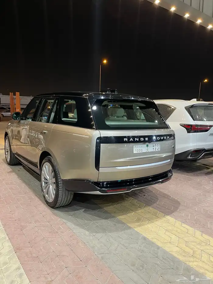 رانج روفر موديل 2022 4