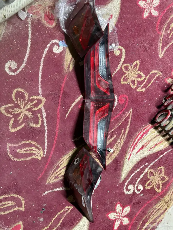 سطبات يا يأت انوار. وشنطه لكزس 350 GS من 2012 إلى 2015 5