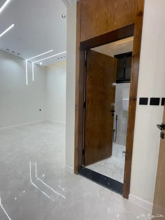 للبيع شقق ارضيه وعلويه تشطيب ممتاز درة الموسى 17