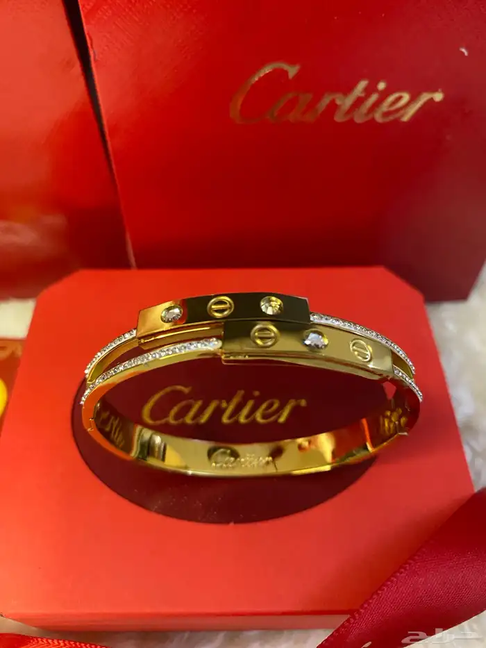 سلاسل وأساور كارتير درجه اولى 31