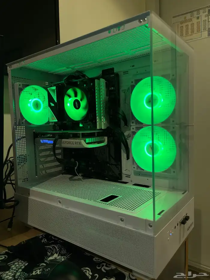 بي سي تجميعه بيضاء للبيع 3