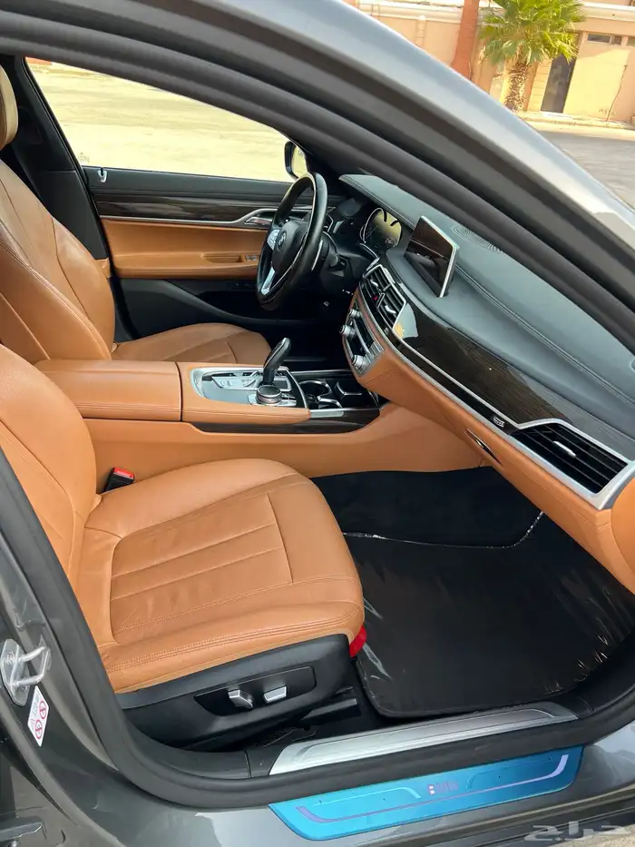 بي ام دبليو 2019 فل 740 li 10