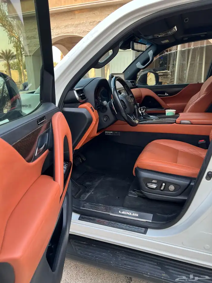 VIP2023 LX600 5