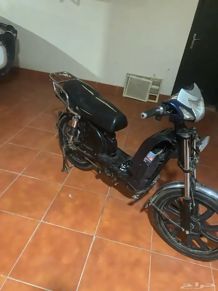 دباب كهربائي شبيه اكس ميه 4