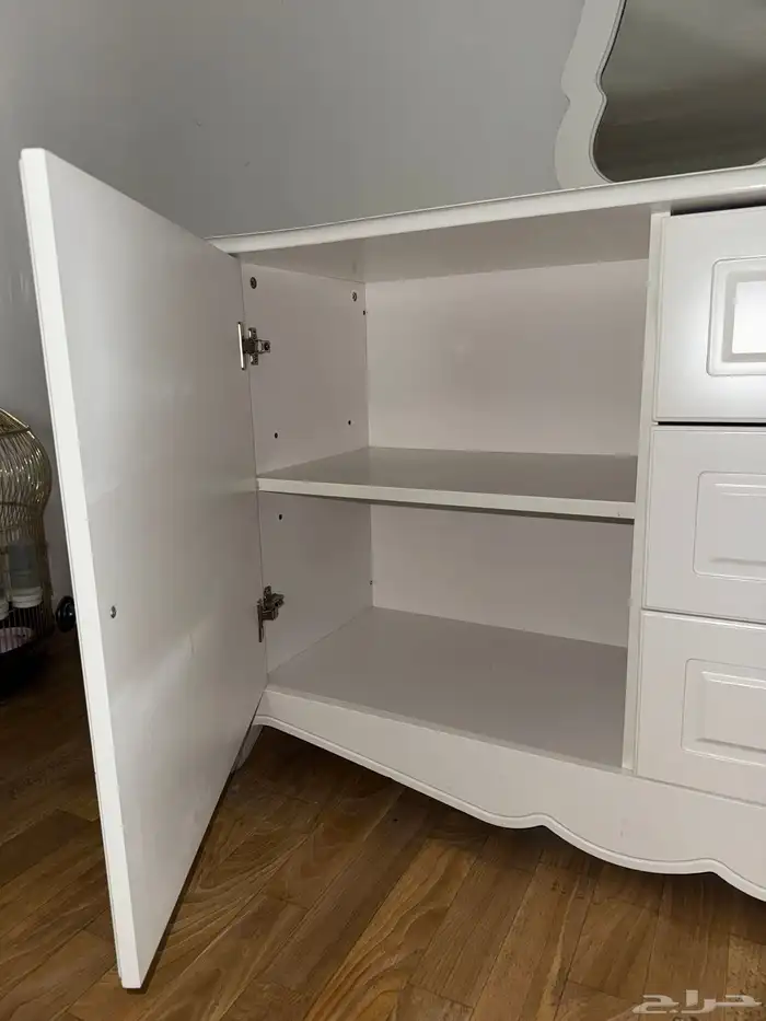 تسريحة مع مراية 1