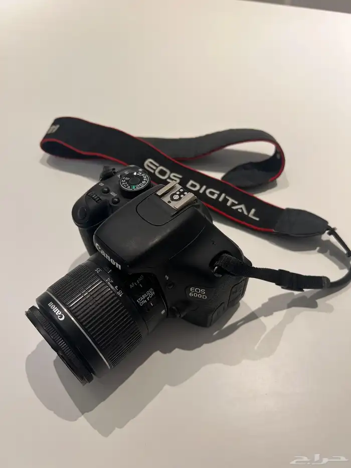 كاميرا احترافية كانون D600 1