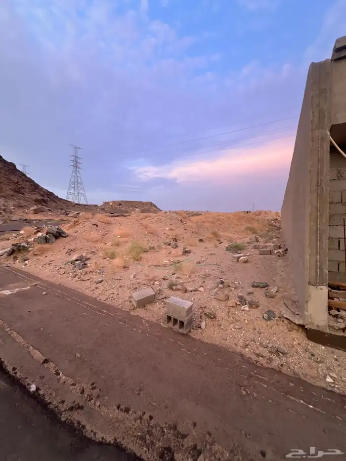 ارض في امتداد ولي العهد 5 3