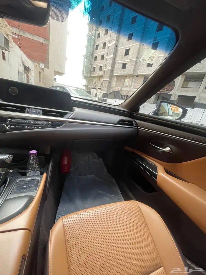 لكزس 2020 هايبرد 5