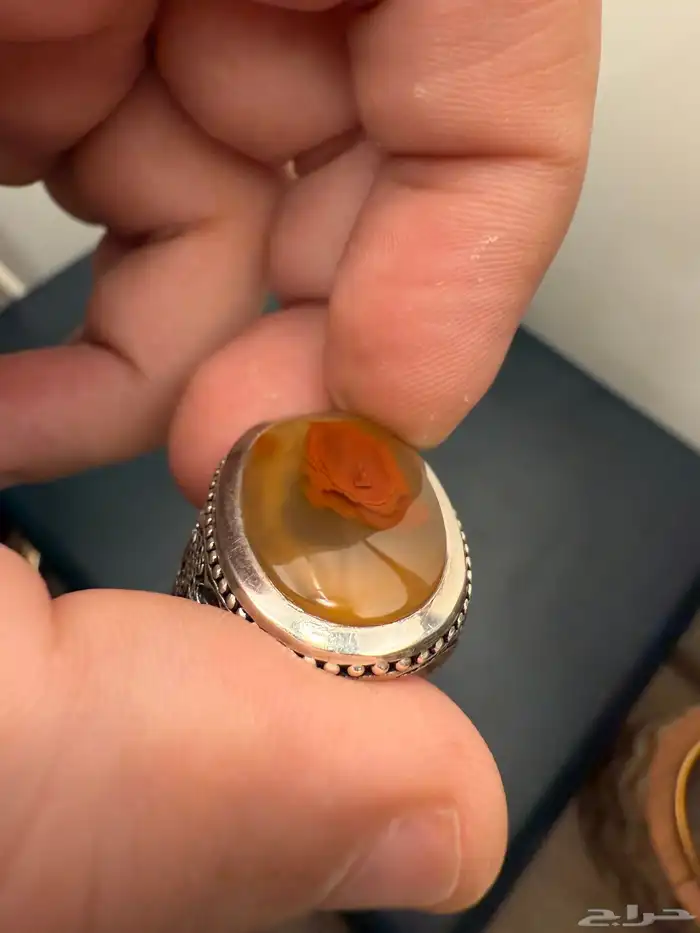 عقيق يماني زيتي زجاجي مزعفر 4