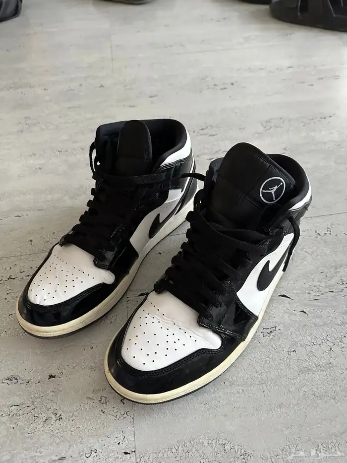 Nike Air High Sneakers - جزمة نايك اصليه 0