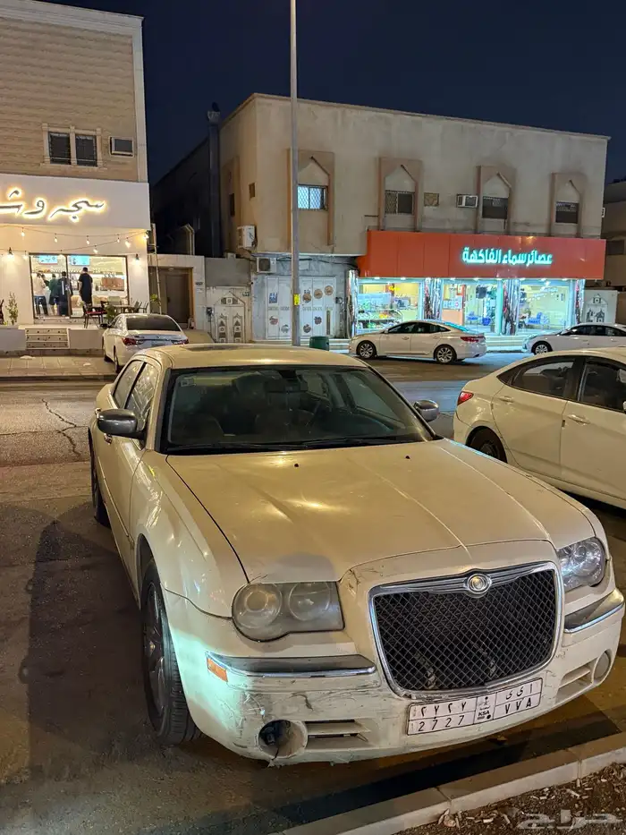 كرايزلر 2010 مستعمله 1