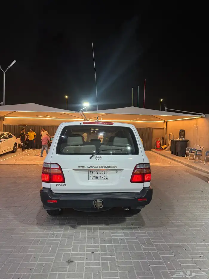 لاندكروزر 2001 GXR 5