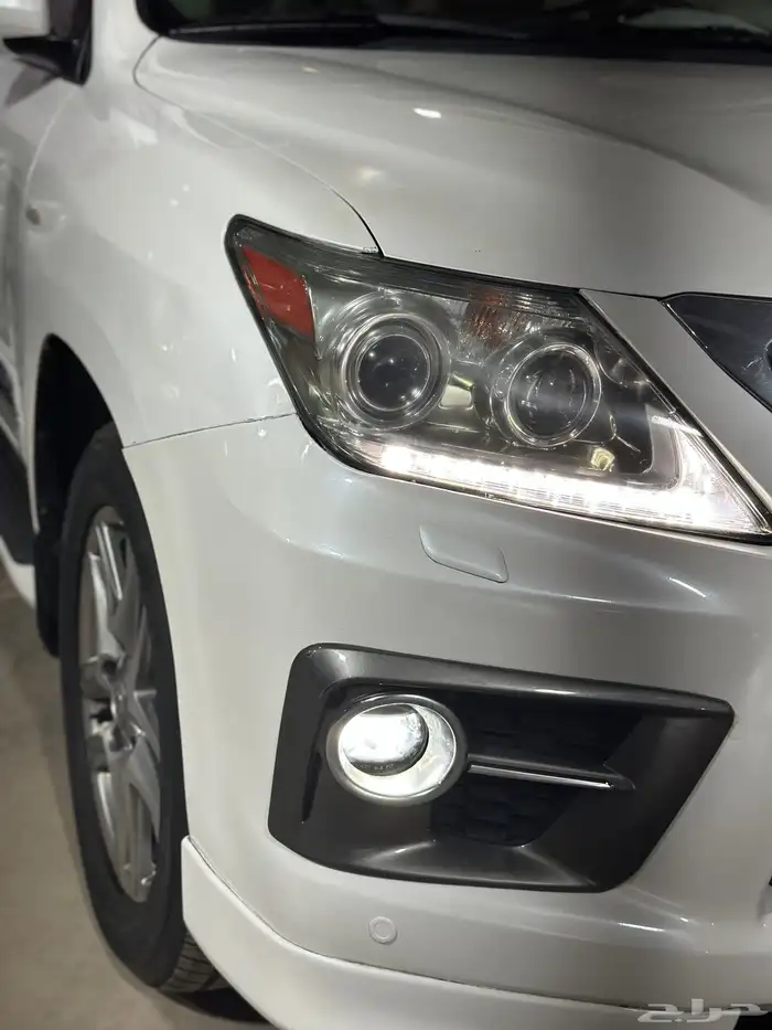جيب لكزس 2011 LX570 14