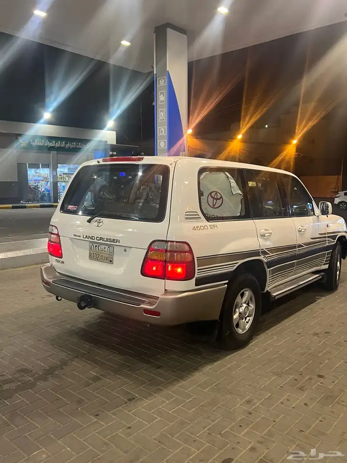 لاندكروزر 2002 0