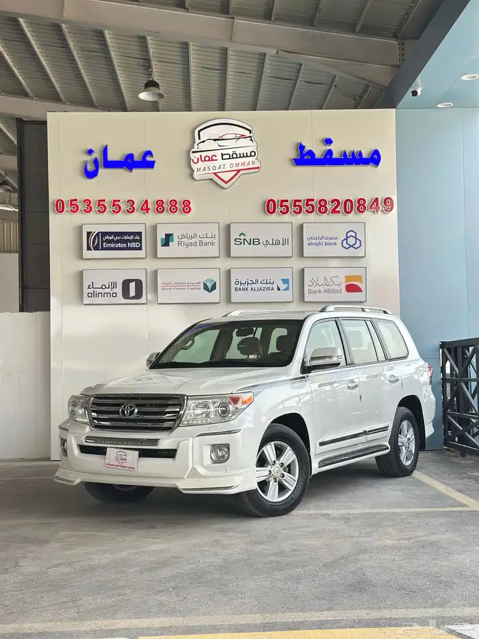 تويوتا لاند كروزر GXR 2014 2