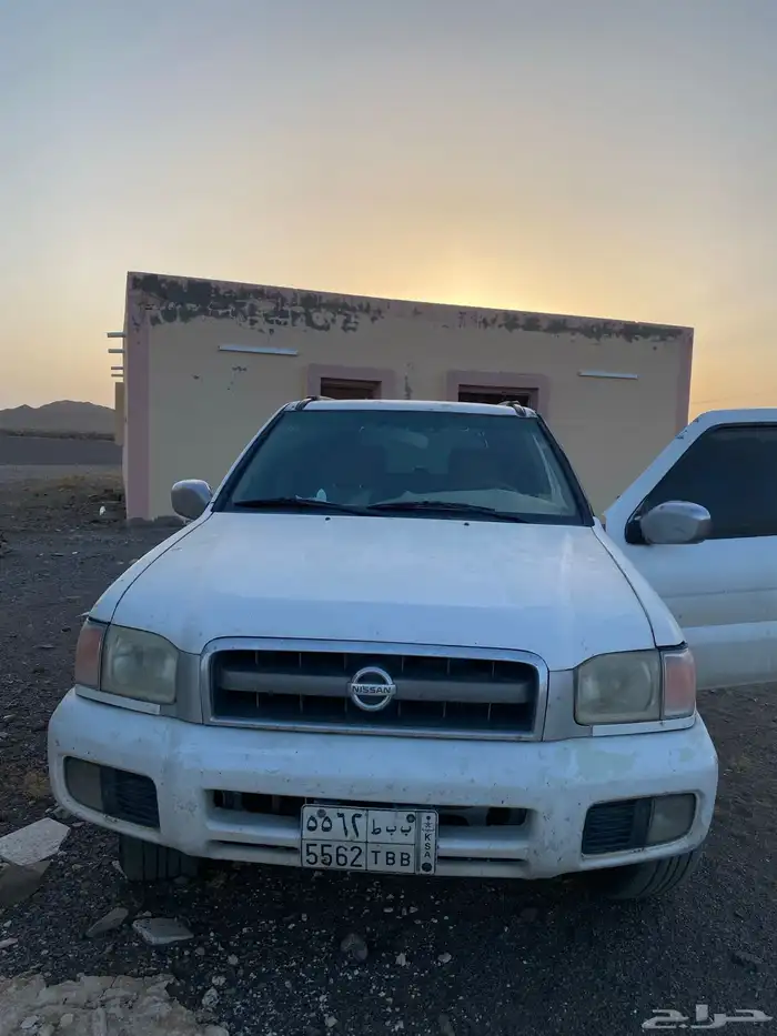 نيسان بفثندر 4