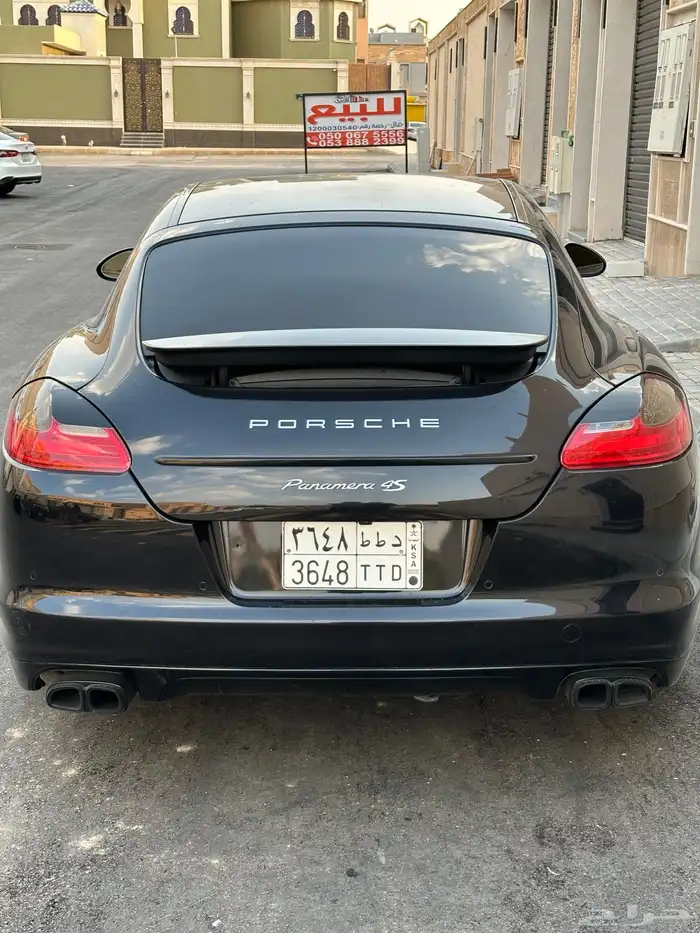 بورش باناميرا 4