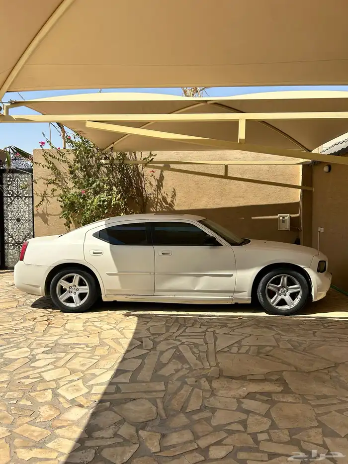 دوج تشارجر 2009 للبيع 8