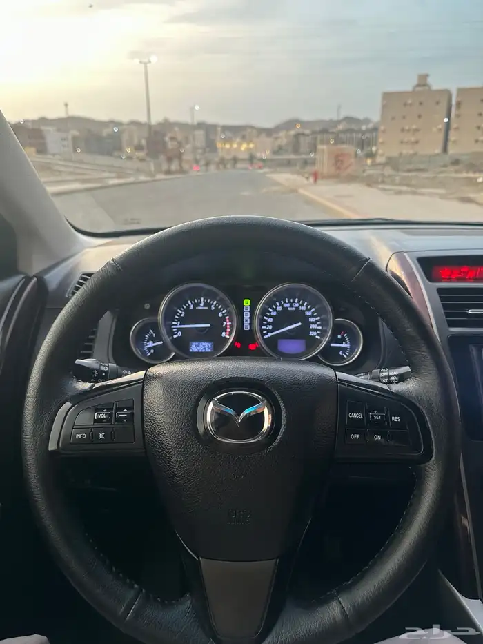 مازدا CX9 (اعلى فئة) 30
