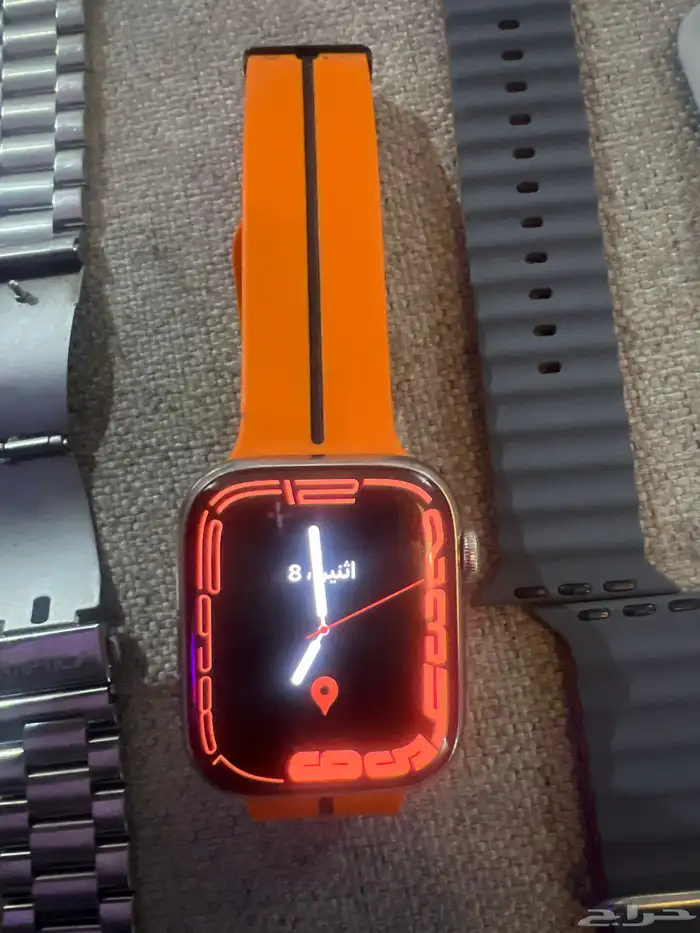ساعة ابل الاصدار السابع (esim gps) للبيع المستعجل 1