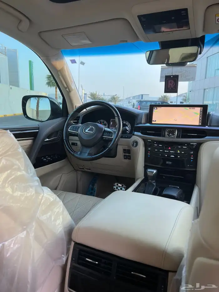 لكزس LX570 موديل 2021 بلاك اديشن 20