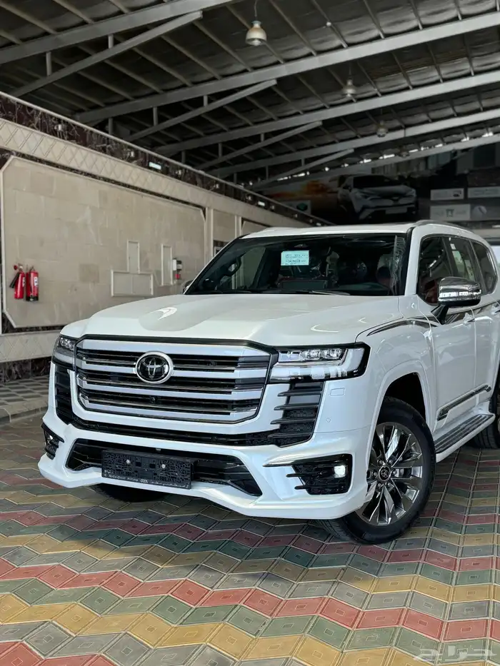 لاندكروزر VXR فل كامل 2025 2