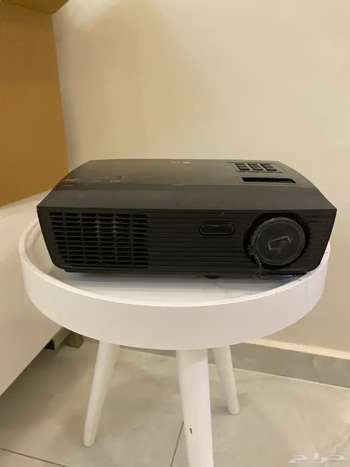 بروجيكتر للبيع 4