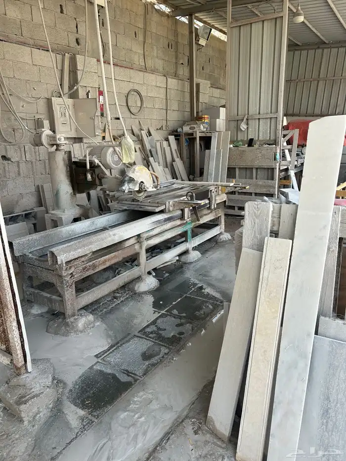 مصنع رخام لقص الرخام والسيراميك والتفصيل وبيع رخام وأعتاب 2