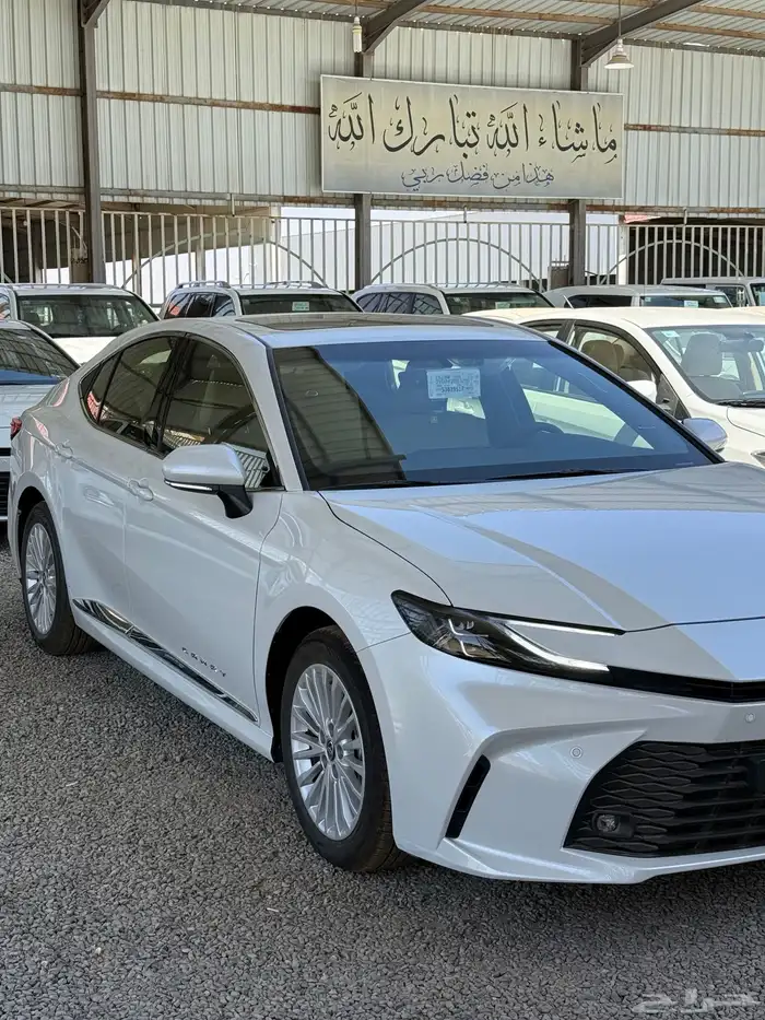 كامري 2025 LE بنزين 1
