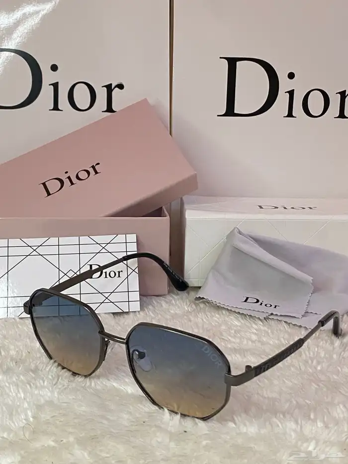 عرض خاص نظارات ماركات مع الملحقات ب95 6